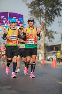 BIB: 45253, 46062, 4248
                            <button type="button" onclick="openModal(10318805)" class="btn btn-primary btn-sm float-right btn-popup" data-toggle="modal" data-target=".modal-high-quality">
                        <i class="fas fa-shopping-cart"></i> Add to Cart
                    </button>
                                            <button type="button" onclick="isThisMe(10318805, true)" class="btn btn-success btn-sm float-right btn-popup btn-isme hidden" data-toggle="tooltip" data-placement="bottom" title="นี่คือรูปของคุณใช่ไหม คลิกที่นี่เพื่อเอาเข้าอัลบั้ม">
                        <i class="fas fa-plus"></i> Add to album
                    </button>
                    <button type="button" onclick="isThisMe(10318805, false)" class="btn btn-warning btn-sm float-right btn-popup btn-isnotme hidden">
                        <i class="fas fa-ban"></i> Remove from album
                    </button>
